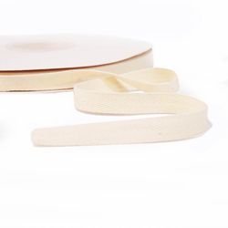 10 mm wide, natural-coloured cotton ribbon with a herringbone pattern