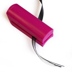 Pink splitter for gift ribbon – so it can be split into several strips